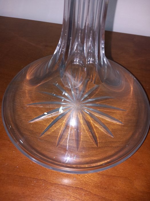 Garrafa Cristal Atlantis 

26cm

Impecável