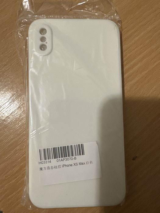 Продам новий чехол на телефон iPhone XS Max