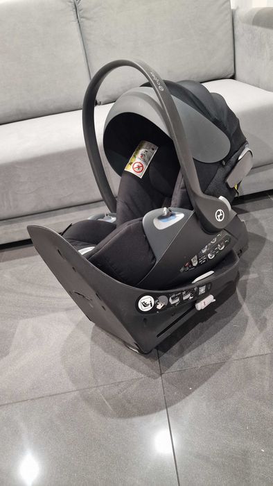 Fotelik samochodowy Cybex Cloud Z I-size i baza Z