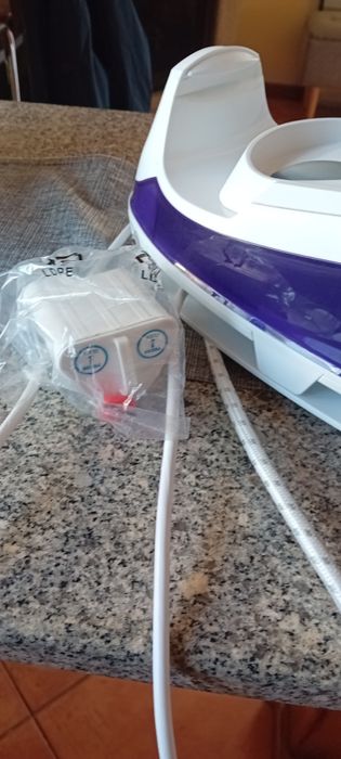 Ferro engomar com caldeira Tefal