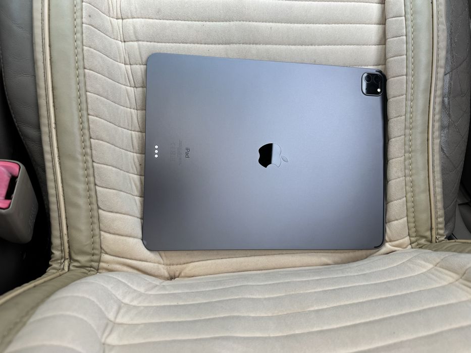Уцінка IPad Pro 12.9,120Гц ,M1,128gb+Pencil