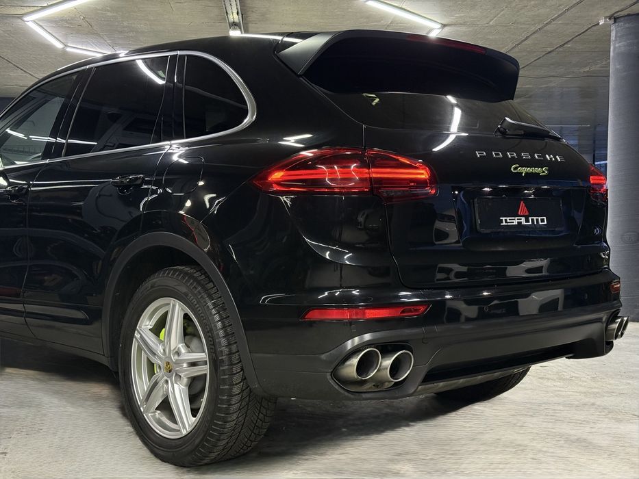 Porsche Cayenne S hybrid