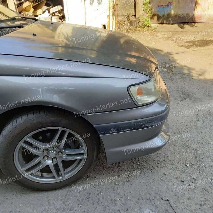 Накладка на передний бампер Toyota Carina E T190, накладки на пороги Тойота Карина Е