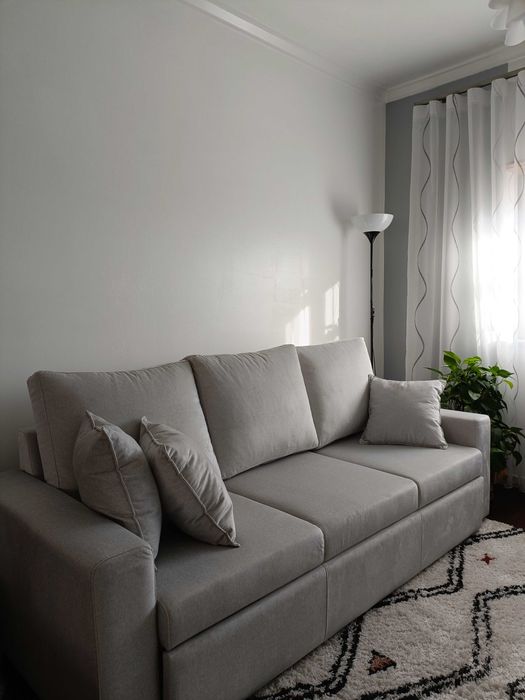 Sofá cama novo, tecido pele de pêssego.