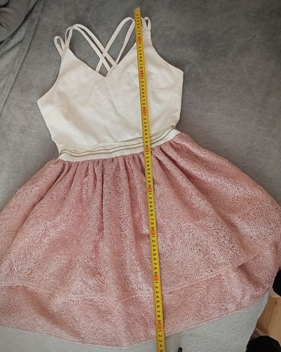 Urocza sukienka balowa Duet A&M rozmiar S