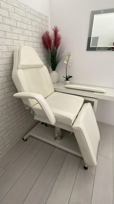 Fotel kosmetyczny używany