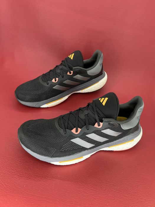 Кросівки 47,5р. Adidas Solarglide 6