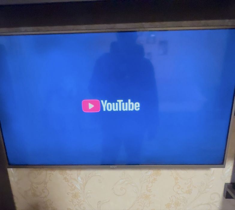 Smart tv Телевизор Kivi 43UR50GU 43 диагональ под ремонт или запчасти