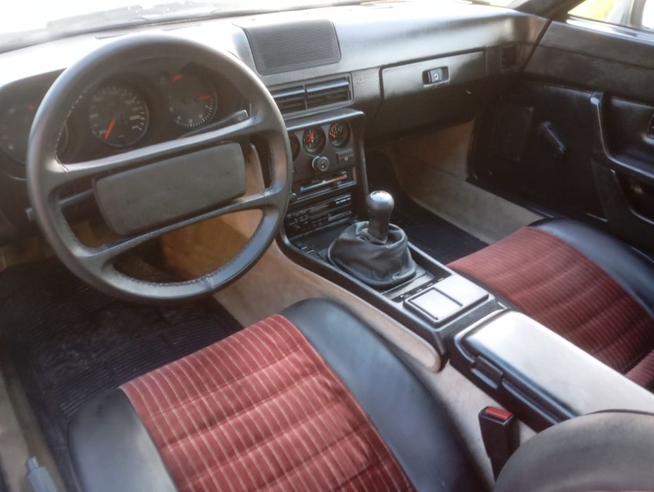 Porsche 924 de 1983