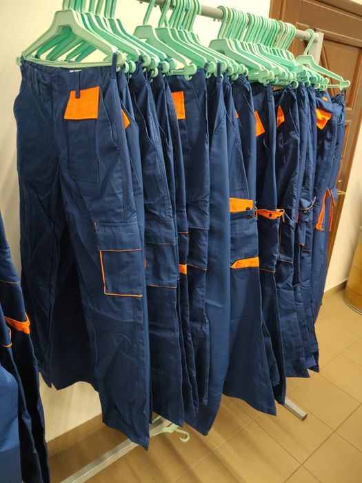 Spodnie robocze .  Pas 80cm-124cm ubranie robocze ubrania