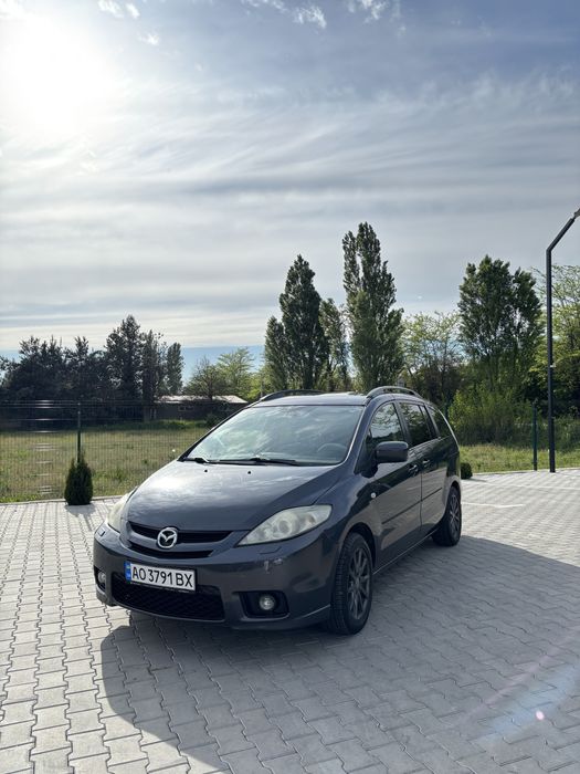 Mazda 5 2006 року випуску