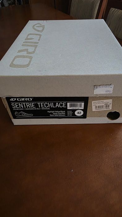 Buty Giro  Sentrie Techlace