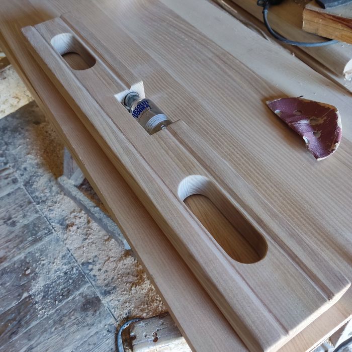 Рівень дерев'яний,сувенір.