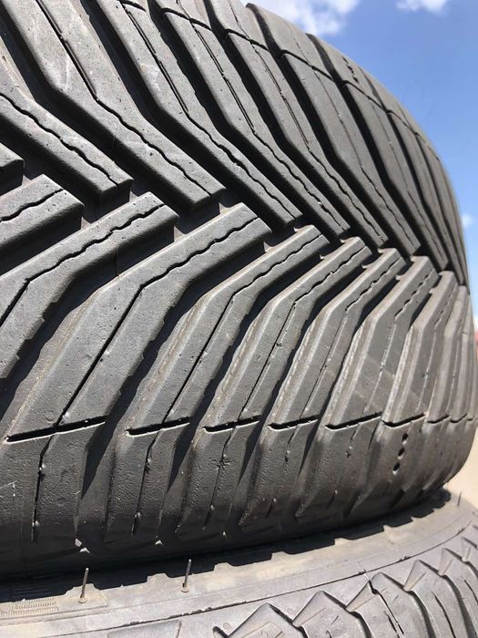 Michelin CrossClimate2 225/40/18 92Y