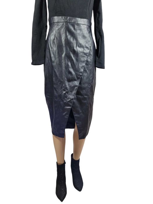 Czarna elegancka sukienka ASOS 36,S eko skóra