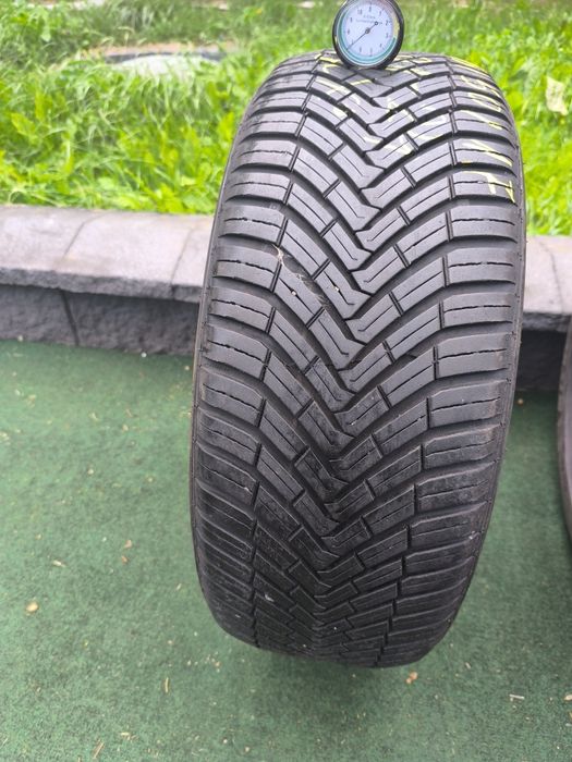 *Opona Continental Allseason contact 215/50/17 pojedynka