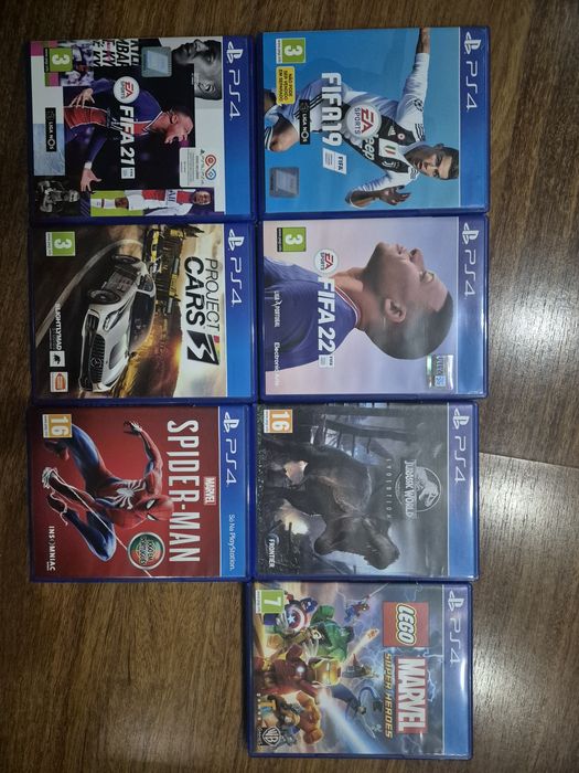 Playstation 4 + 2 comandos + 7 jogos