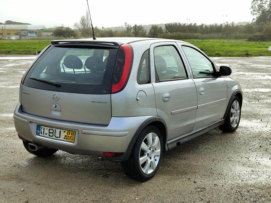Opel corsa 2006 apenas 123 mil KMS