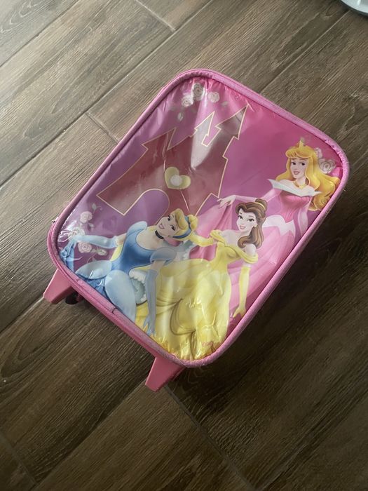 чемодан дитячий в садок