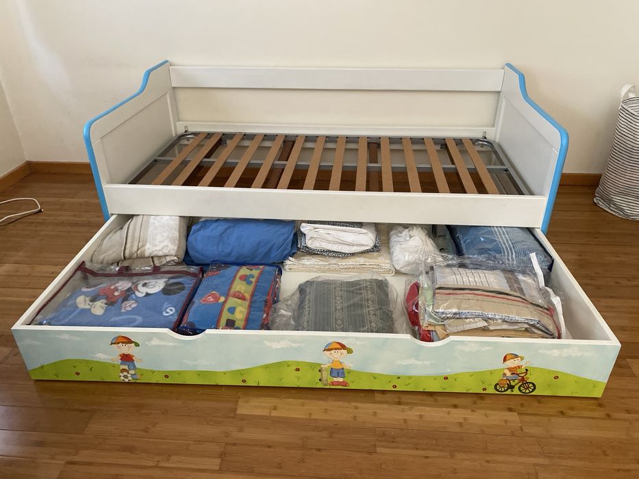 Vendo cama individual com possibilidade de +1 cama