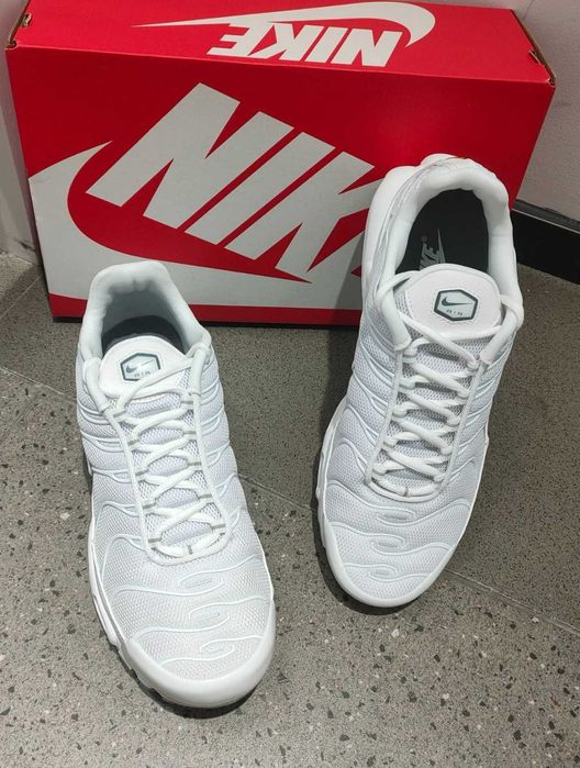 Nike_Air_Max_TN_Plus_White_R.41