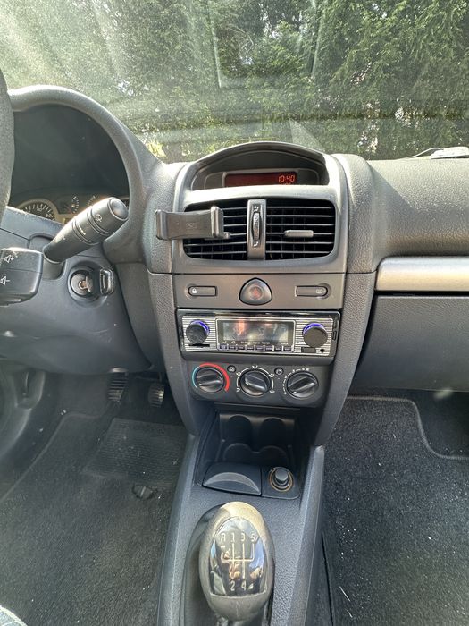 Renault Clio 1.4 16v