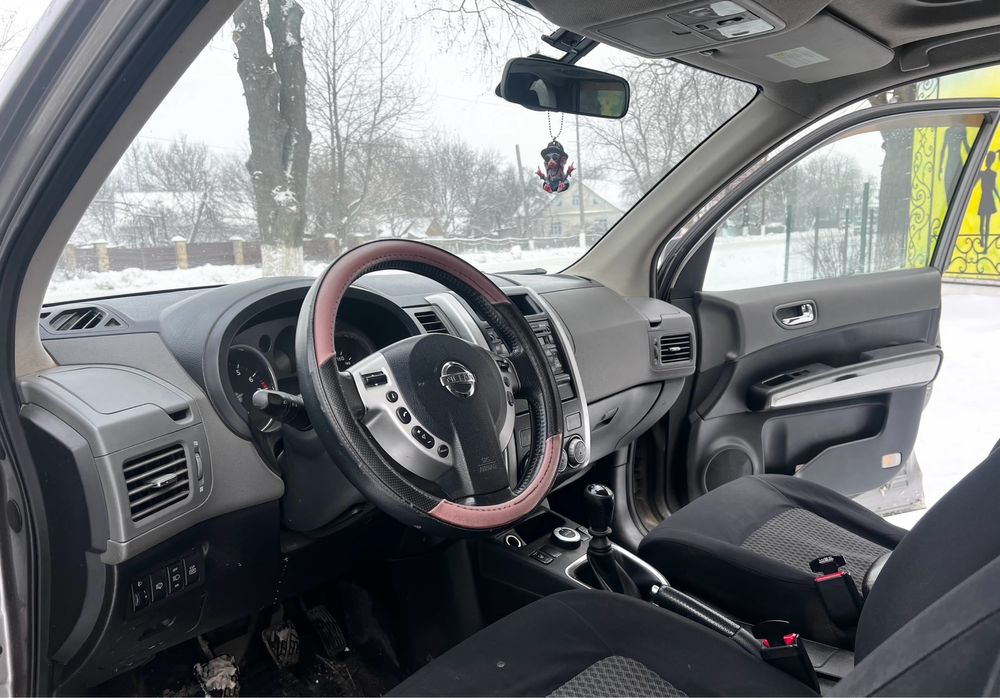 Nissan X-Trail T31 2.0 бензин