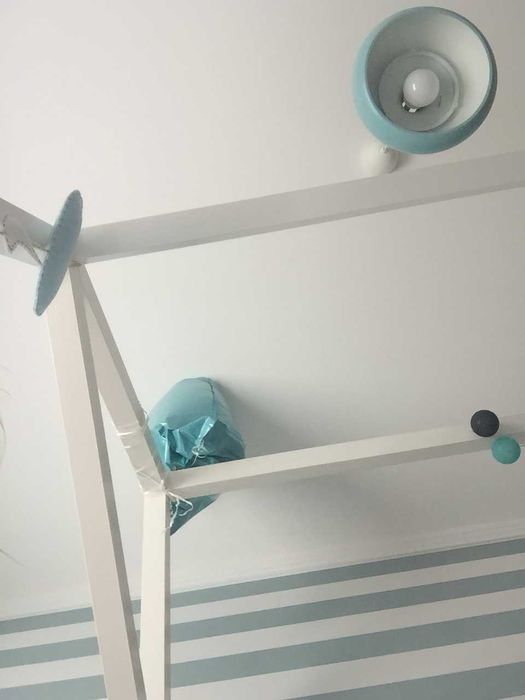 Candeeiro IKEA azul turquesa