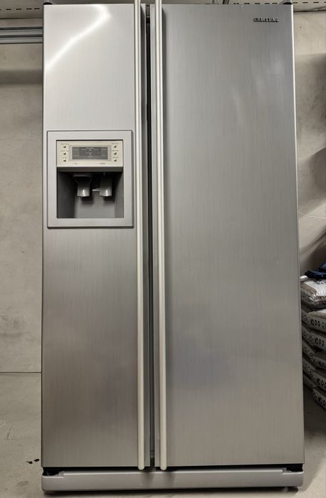 Холодильник samsung