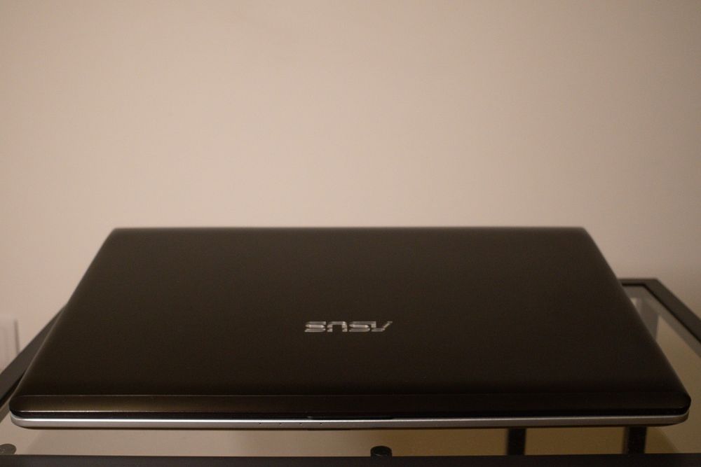 Portátil Asus N76V