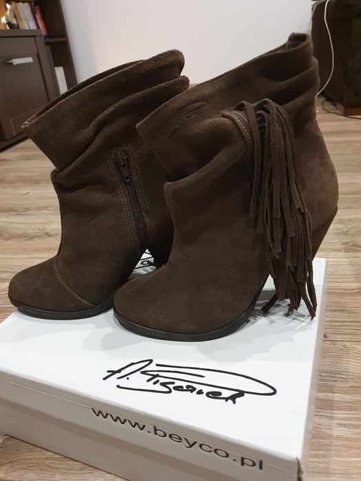 NOWE Botki Beyco Pisarek brązowe z frędzlami, kultowy model! 37