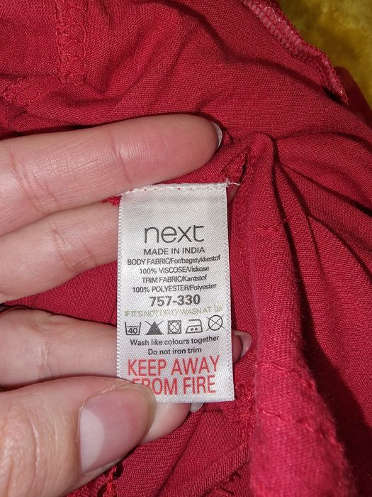 Червона сукня святкова сукня воланами пишна платье красное