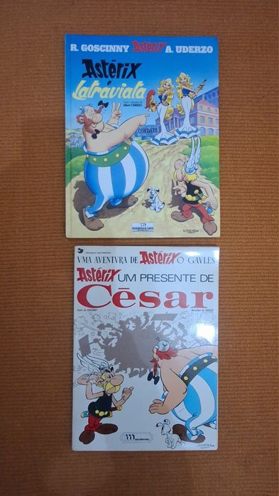 Conjunto de 2 Livros de Banda Desenhada Astérix