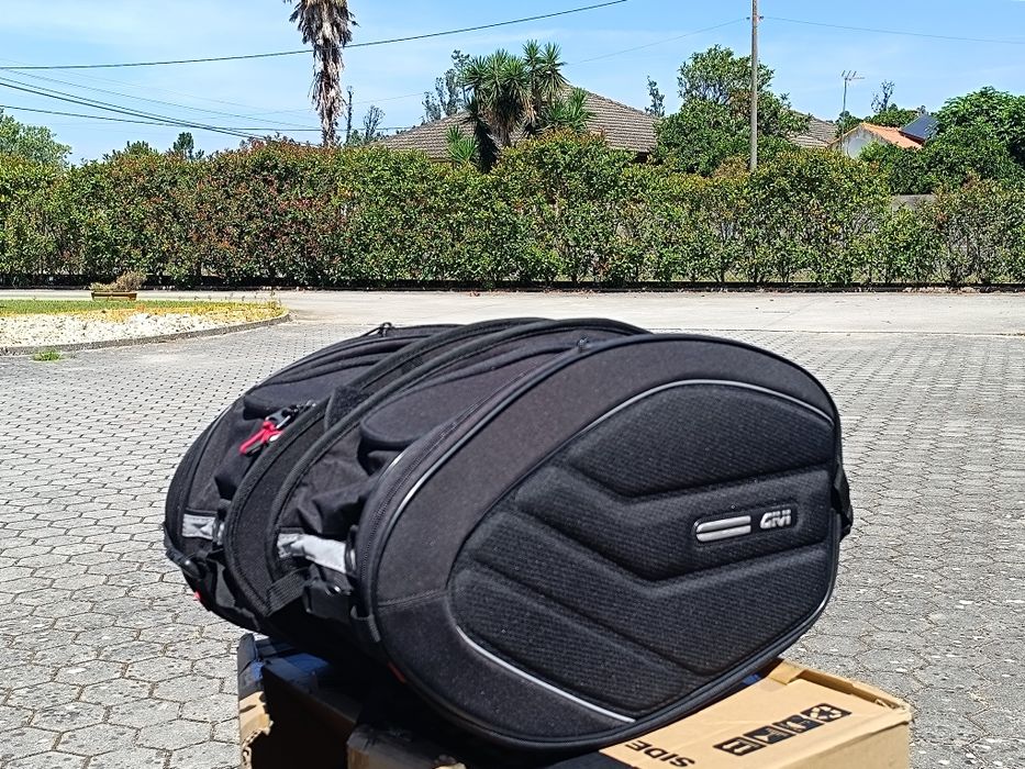 Alforges GIVI para moto
