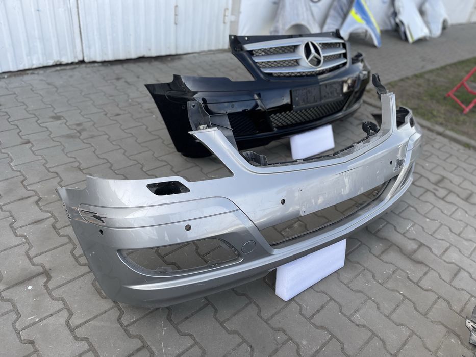Бампер решітка віто віано Mercedes Vito 639 Viano w447 розборка