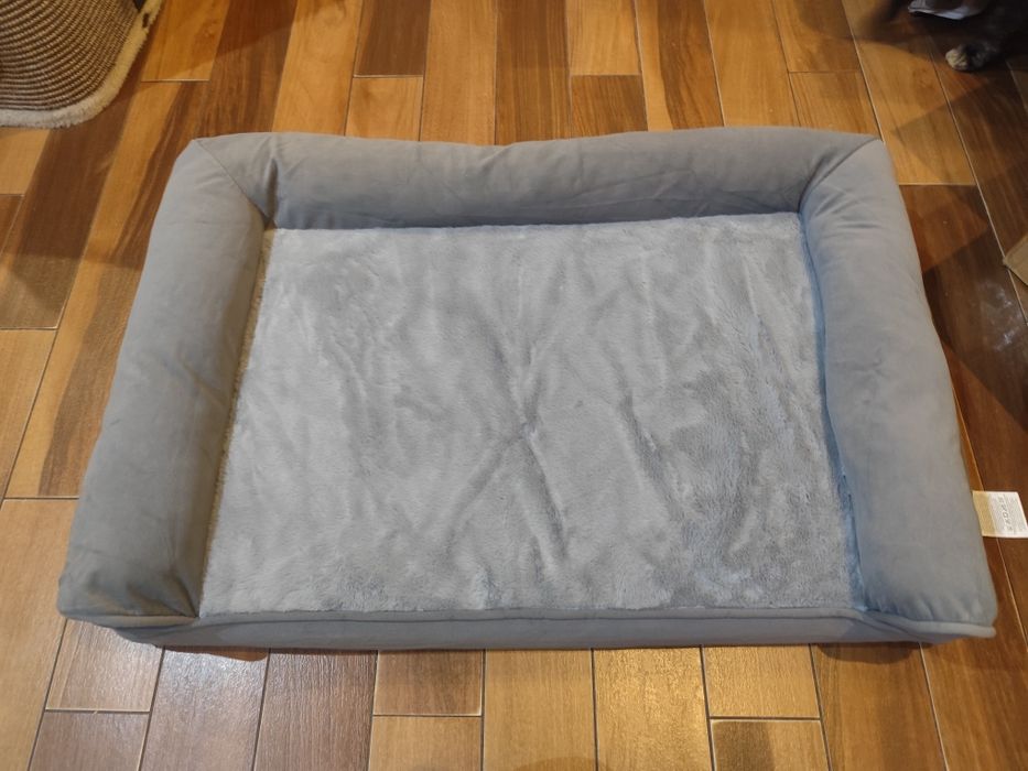 Zgrabne legowisko dla psa - sofa 75x50 cm