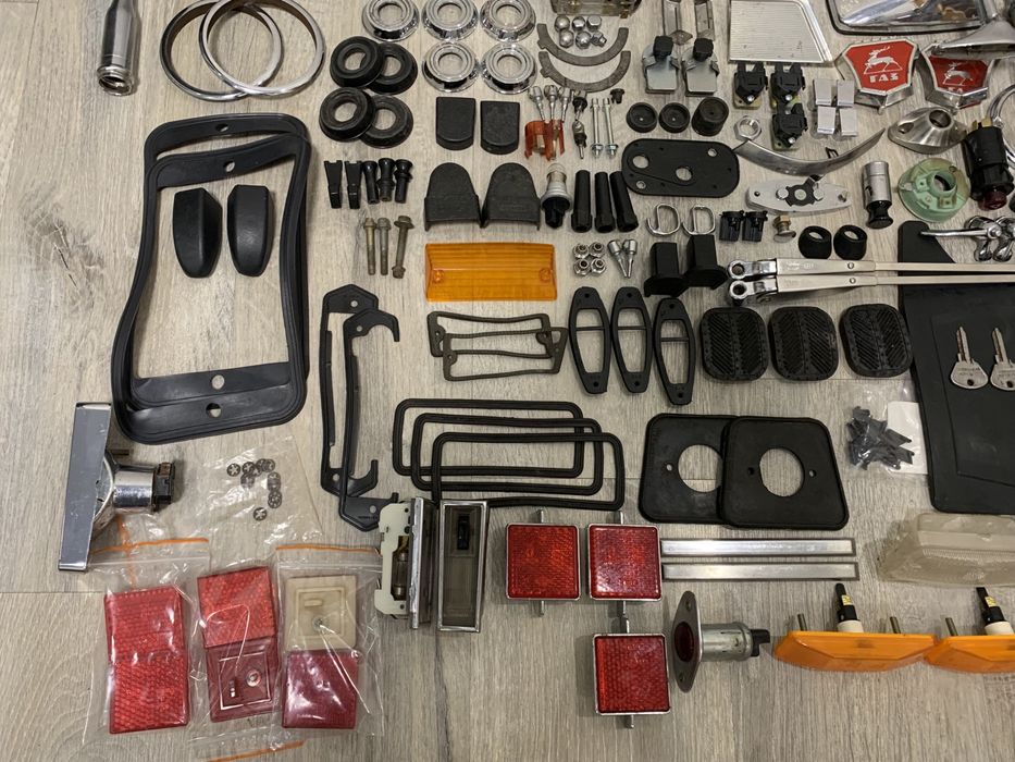 Эмблема ваз 2101-2106 ссср новое