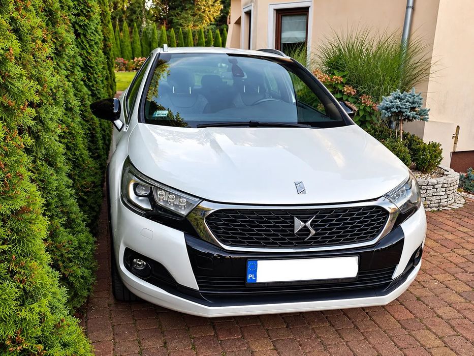 DS Automobiles DS 4