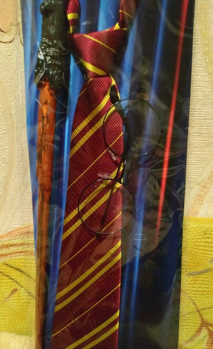 Набор Гарри Поттера палочка, очки, гастук