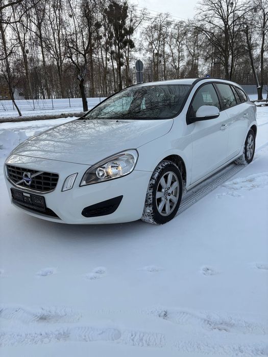 Volvo V60 2012r 2.0 d 228 tys km