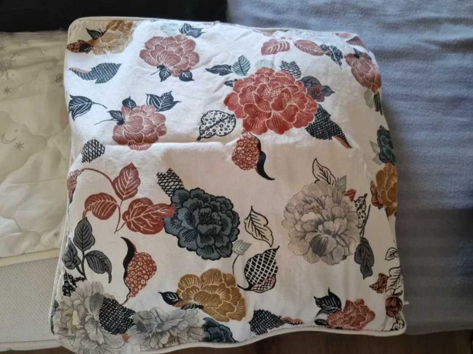 Mala almofadas novas