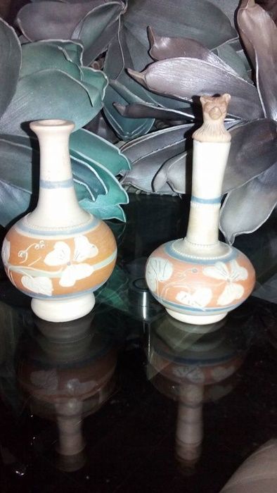 2 peças antigas jarras pequenas com tampa em forma de cabeça de animal