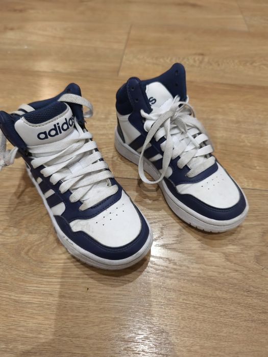 Buty Adidas Hoops Mid 3.0 Rozmiar 29 | Granatowo-białe wysokie sneakersy