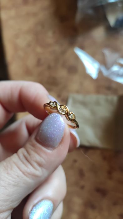 Pierścionek w kolorze złota