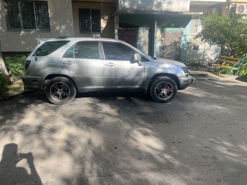 Продам лексус РХ300 -2002г/в