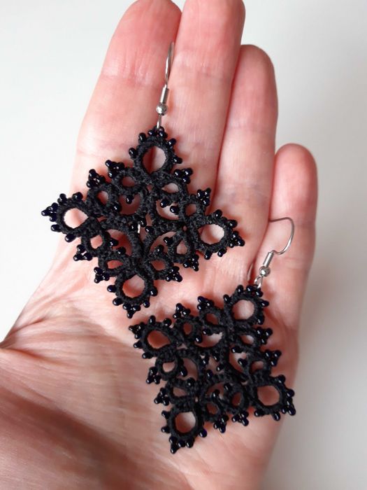 Czarne kolczyki koronkowe frywolitka handmade