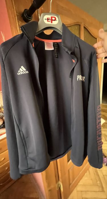 Спортивный костюм Адидас, оригинал, 164 см