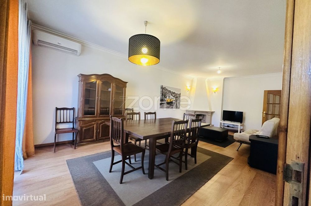 Apartamento T4 Com Garagem Fechada Em São Vitor - Braga