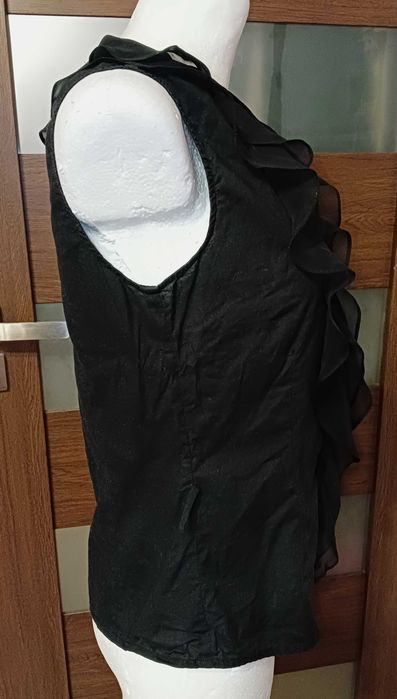 Czarna bluzka bez rękawów falbany Reserved 38 gothic lolita japan