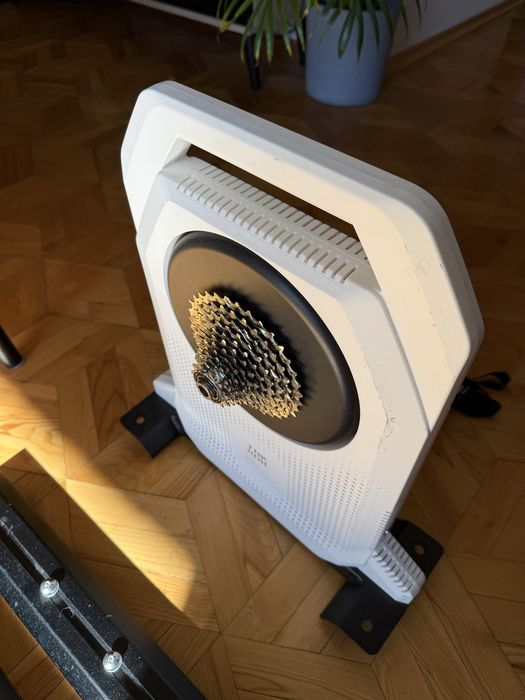 ThinkRider XXPRO Direct Drive Inteligentny trenażer rowerowy
